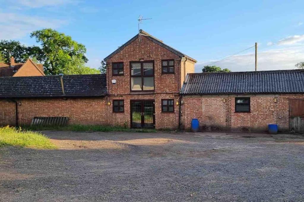 Hillfields Farm Barn - A Rural Equestrian Escape Apartment Coventry Exterior photo